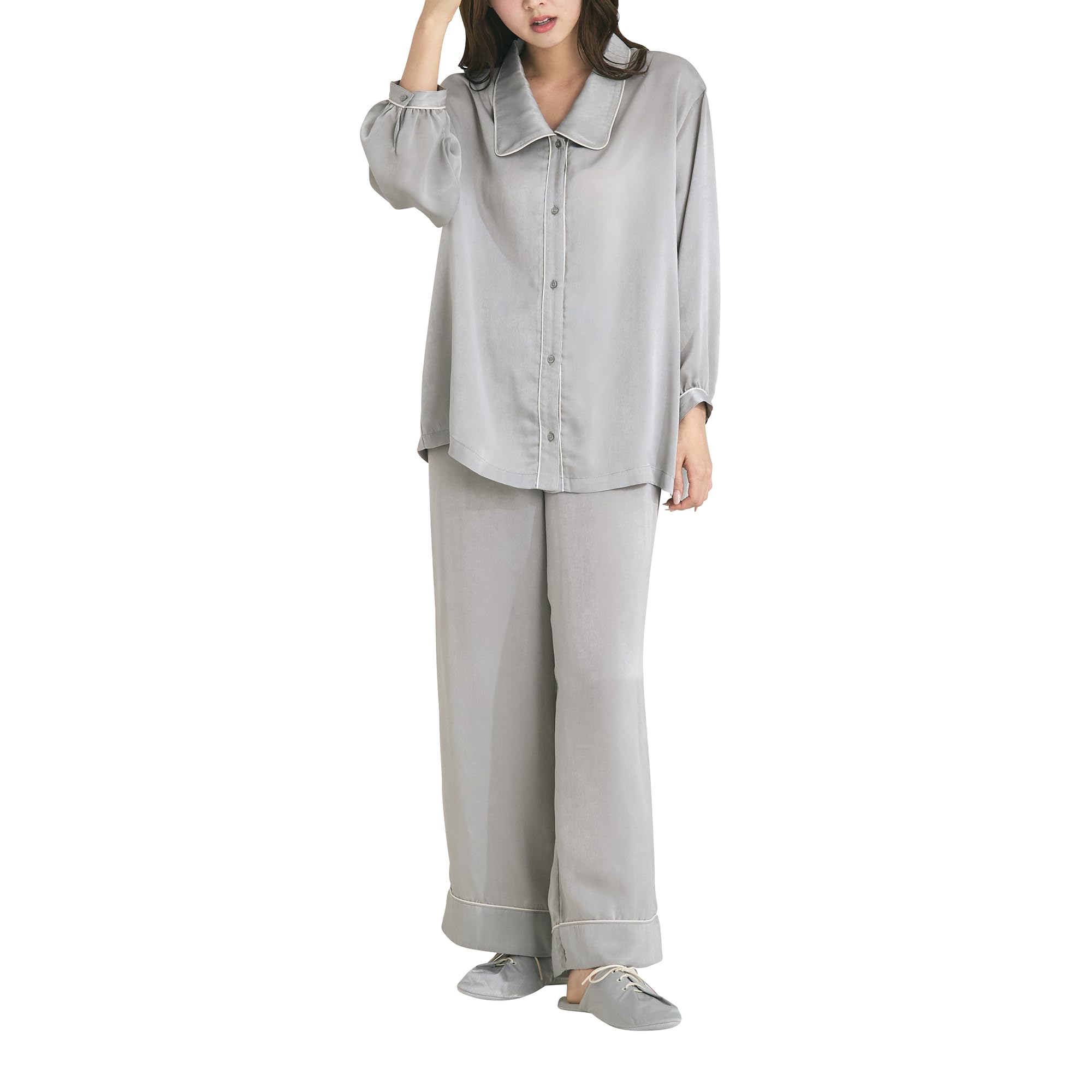 

Francfranc Satin Top and Bottom Loungewear for All Seasons Temperature-Regulating Pajamas, Mint, Set, Body-Regulating Material,