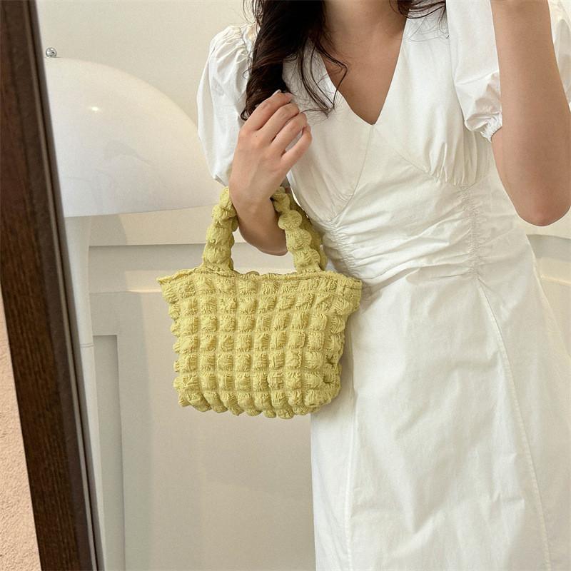 Chic Minimalist Black Canvas Tote Bag For Women With Retro Style Ideal For Casual Outfits