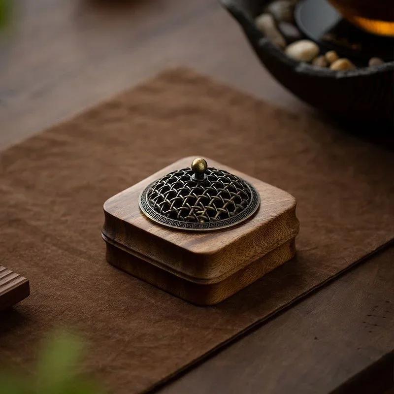 1pc Walnut Zen Tea Ceremony Incense Stove Household Decoration Chinese Indoor Agarwood Fragrance Perfume Hollowed Out with Cover Incense Insert Bottom