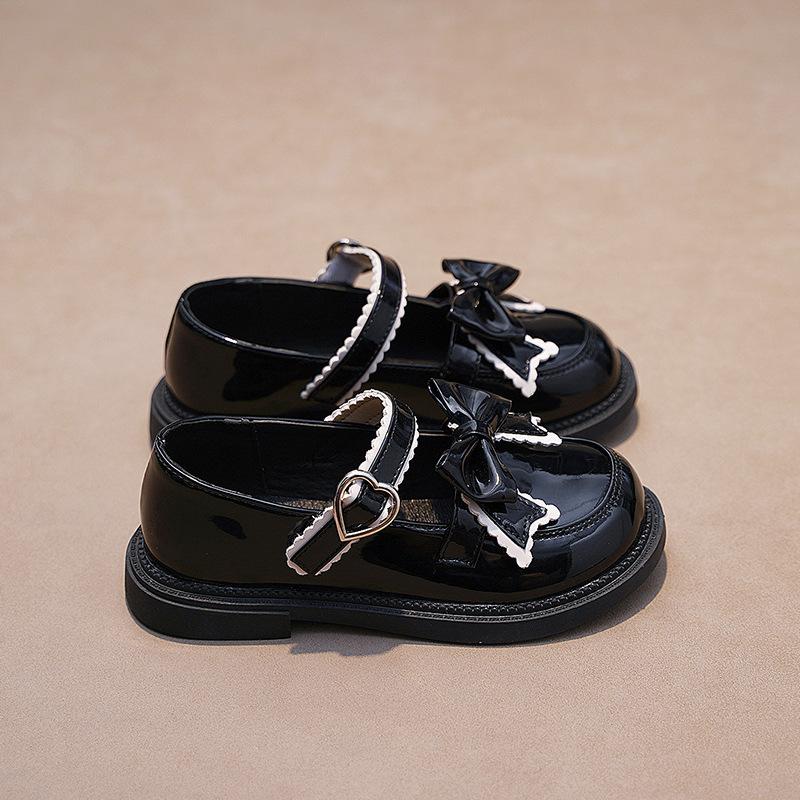 

Girls black single shoes spring and autumn new princess shoes leather shoes soft sole school performance little girl children Korean version classmate 27