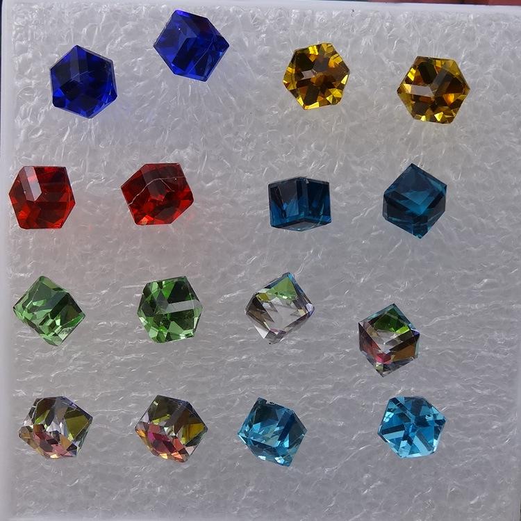 Koreanische 6mm Glas Kristall Würfel Ohrringe, Mehrfarbig, 8 Paare