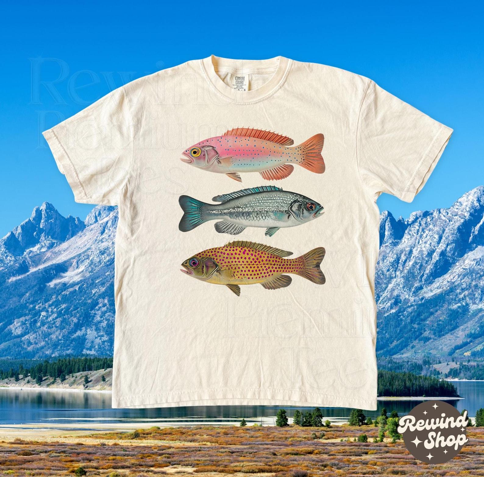 Vintage Three Colorful Fish Shirt - Nature Lover Comfort Colors Graphic Tee - Retro Fishing T-Shirt 4XL