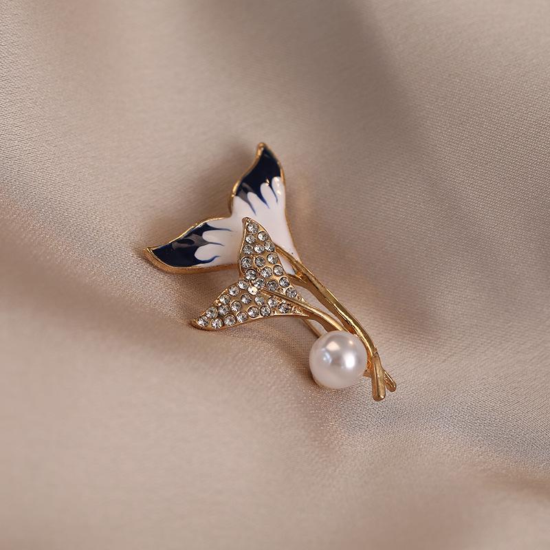 Exquisite High-End Schmetterlingsbrosche für Damenmode - Elegante Corsagen-Nadel & Kleidungsaccessoire