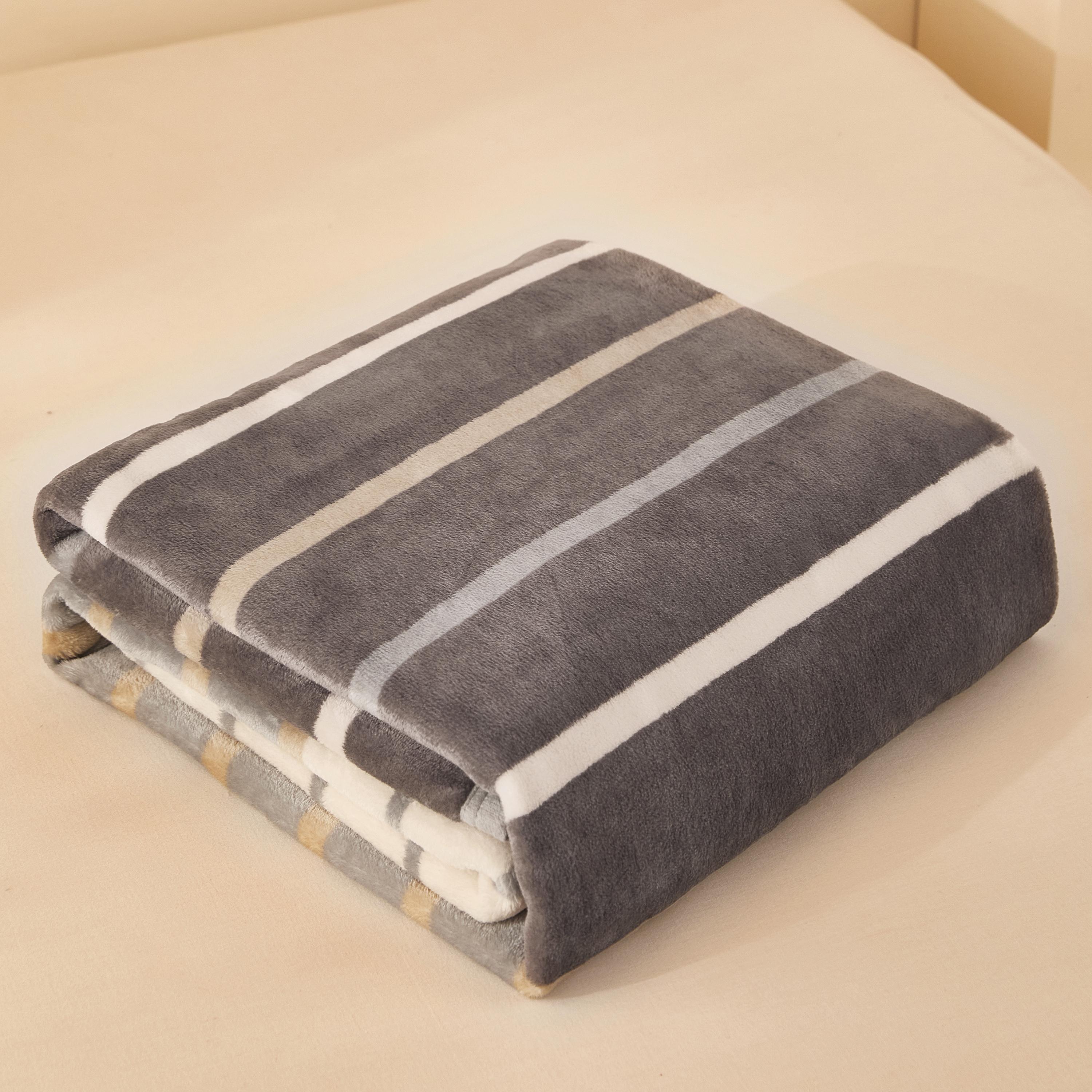 Двустороннее многофункциональное теплое одеяло из фланели повышенной толщины 150x200cm — фото 11