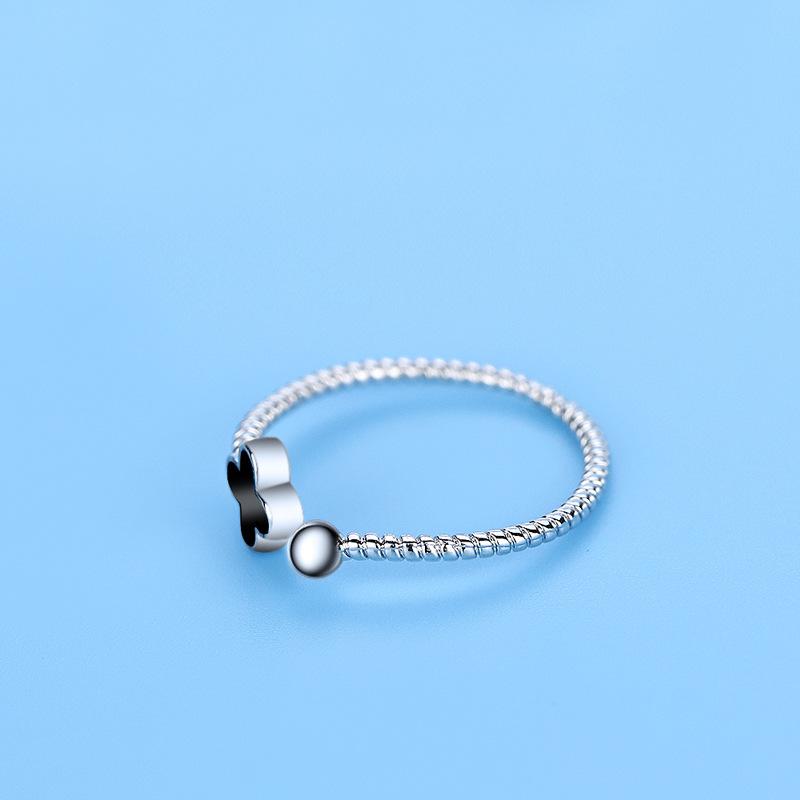 BELLA BOX Small Clear Imitation Pure Silver Black Four-leaf Clover Ring for Women, Student Japanese and Korean Version Jewelry