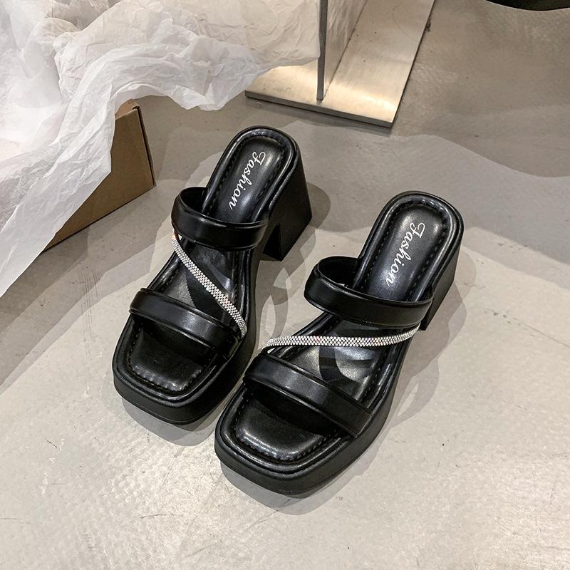 

2025 summer new large size thick heel cool slippers women open toe thick bottom small rhinestone high heel sandals 35 чёрный