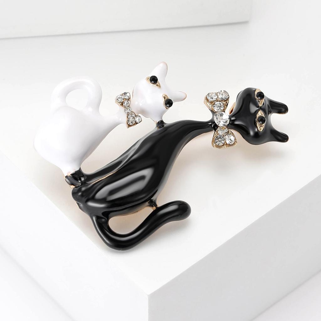 Emaille-Schleife Zwei Katzenbroschen für Frauen Unisex Tiernadeln 2-farbig erhältlich Casual Party Accessoires Geschenke