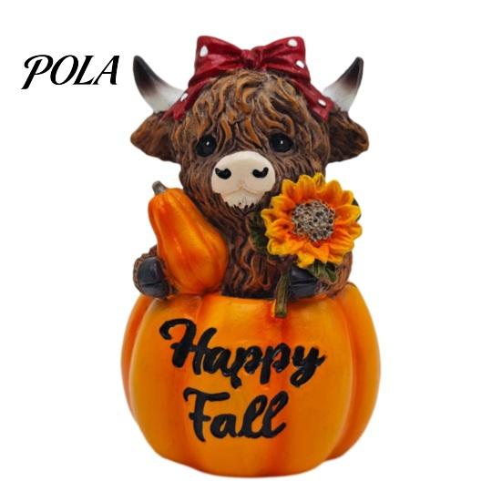 Desktop Pumpkin Sculpture Highland Cow Ornament, Resin Figurine Decorations, Creative Halloween Home Decoration Table Centerpiece for Autumn
