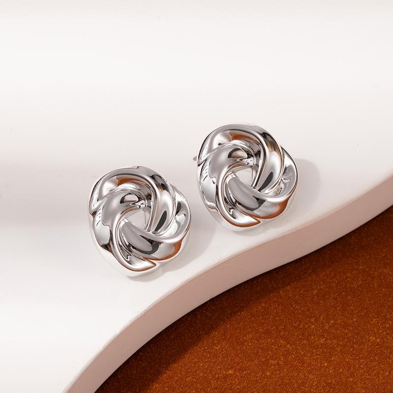 Exaggerated Floral Petal Earrings: Multi-layered Niche Design with a European & American Style