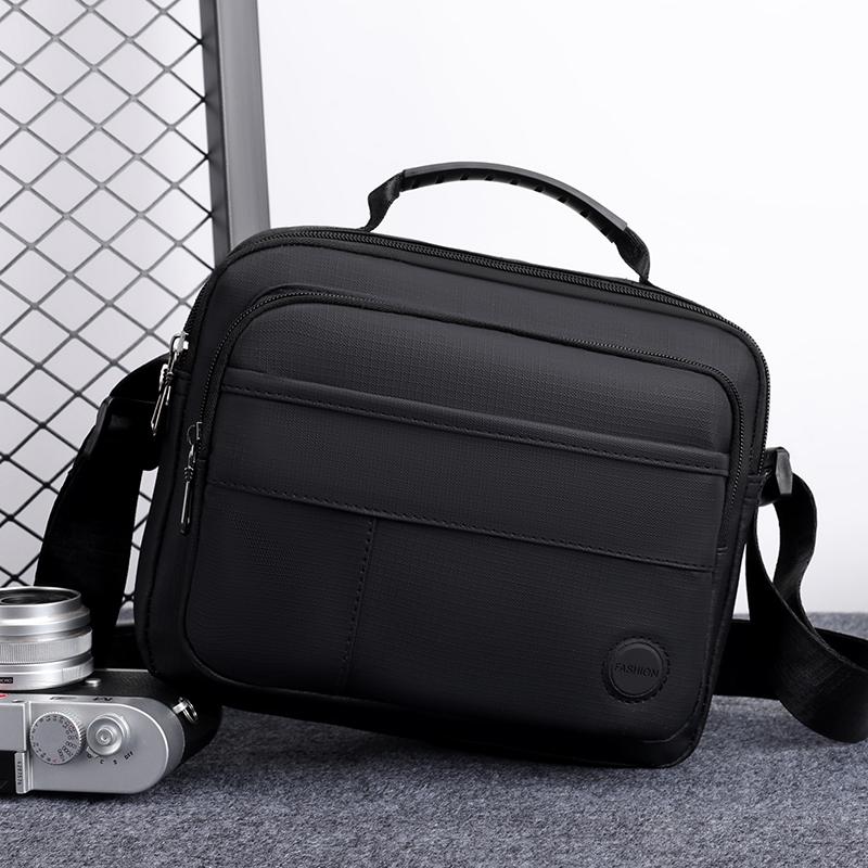 Men's Multi-Compartment Crossbody Bag – Adjustable Strap Business Shoulder Pack for Travel & Everyday Use
