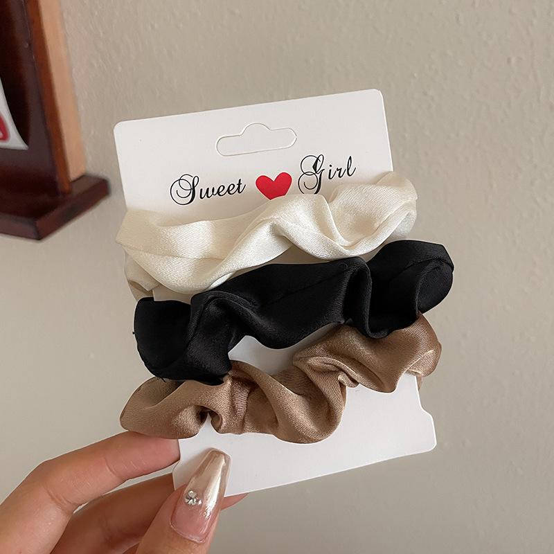 Elegant French Satin Scrunchie: High-End Autumn/Winter Hair Tie with High Elasticity