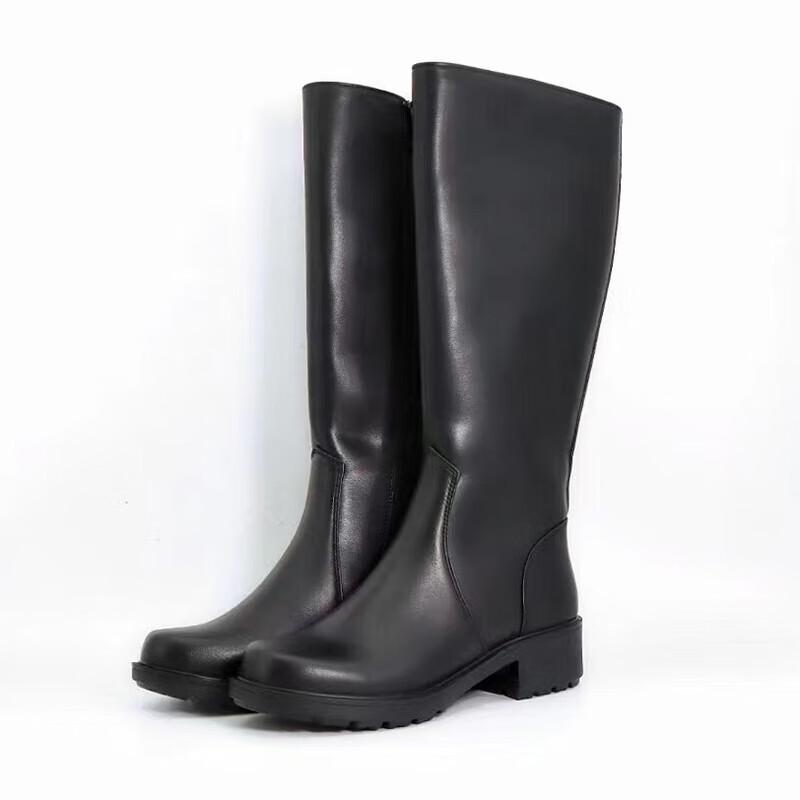 Zeremonielle Ehrenwache Langstiefel