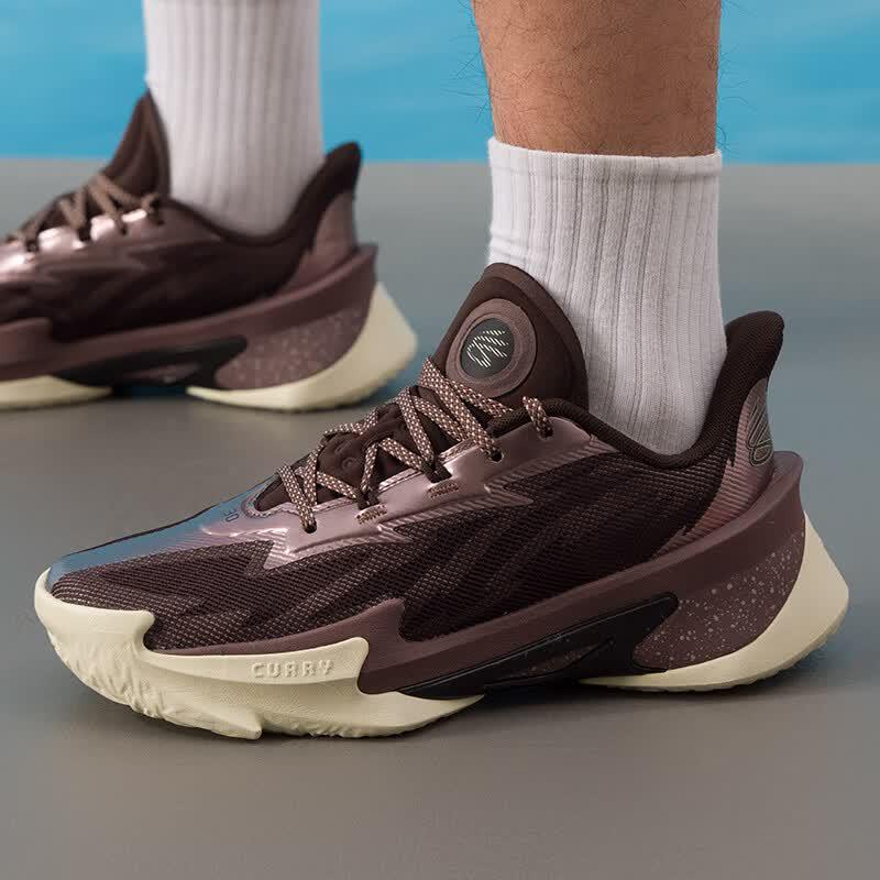 Under Armour 3027983-256 Unisex Basic Basketball Shoes EU 41 M кофейный