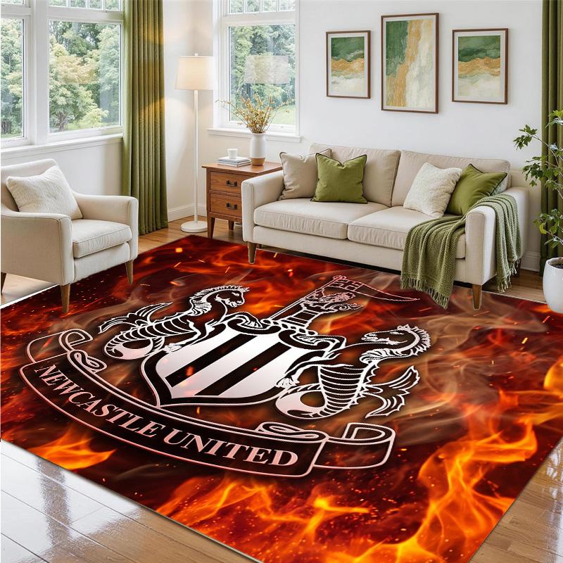 Dywan z kryształowego aksamitu z wzorem piłkarskim Newcastle United Miękki dekoracyjny dywanik do sypialni, przedpokoju