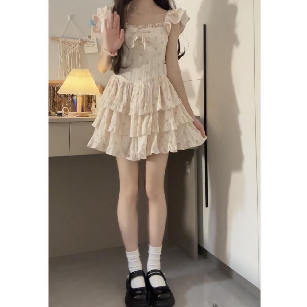 Girly Sweet Floral Small Flying Sleeve Lace Gentle and Sweet Wind Casual Cake Waist Puffy Dress