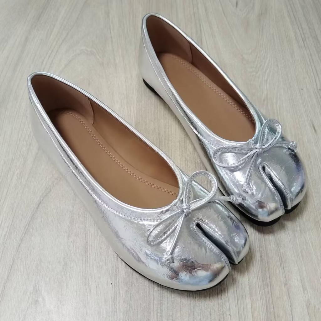 Split-toed shoes women's evening breeze gentle soft leather pig's trotters shoes shallow mouth flat shoes bow single shoes small leather shoes