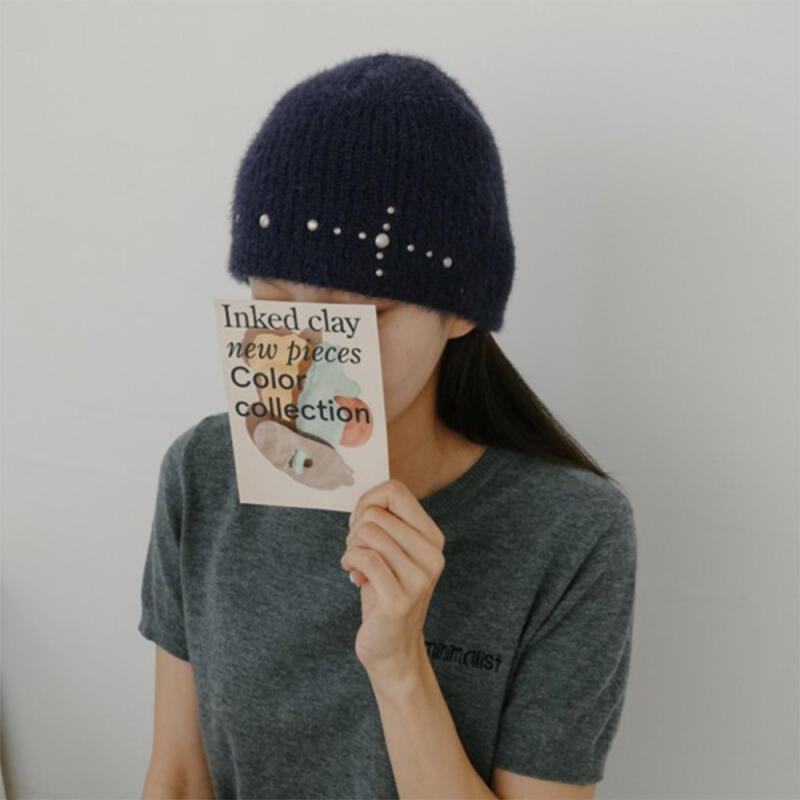 Women s 7-Color Studded Bone Beanie Beige