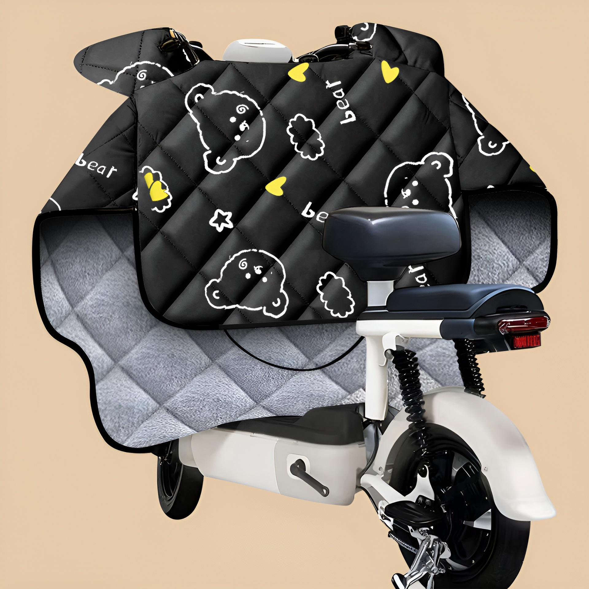 

Universal Fleece-Lined Waterproof Windproof Motorcycle Cover for Winter and Autumn Large Wings