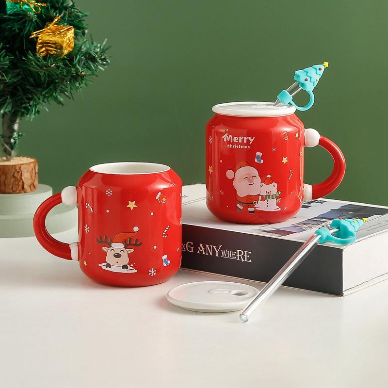 Tasse à boire en forme d'élan de Noël, tasse créative rouge pour personnes âgées, tasse en céramique avec chapeau de Noël haut de gamme, mignonne