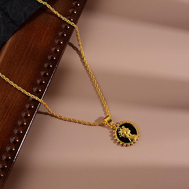 Gold Retro Portrait Necklace Female Personality Collarbone Chain Personality Hip Hop Simple Cold Wind Trend