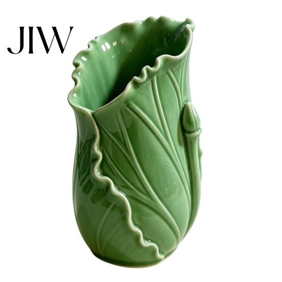 Modern Pen Cup for Office Lotus Leaf Holder, Decorative Pencil Stylish Holder Desk Organizer Supplies Makeup Brushes Desktop Accessory