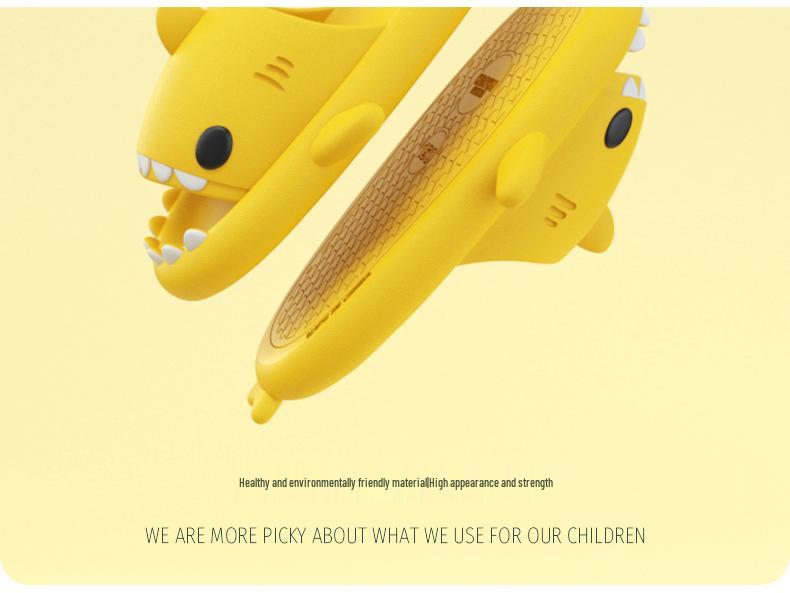 Rekin Kreskówkowy Antypoślizgowe Letnie Kapcie dla Dorosłych - Urocze, Modne, Do Wewnątrz i na Zewnątrz