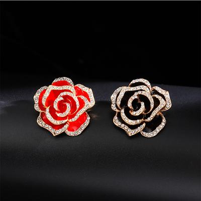 Camellia Brooch for Women with Exquisite Niche Design Trendy and High-end Suit Clothing Accessories