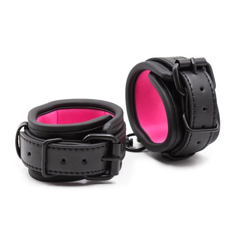 Sexy Adjustable Leather Handcuffs for Sex Toys for Woman Couples Hang Buckle Link Bdsm Bondage Restraints Exotic Accessories Gay
