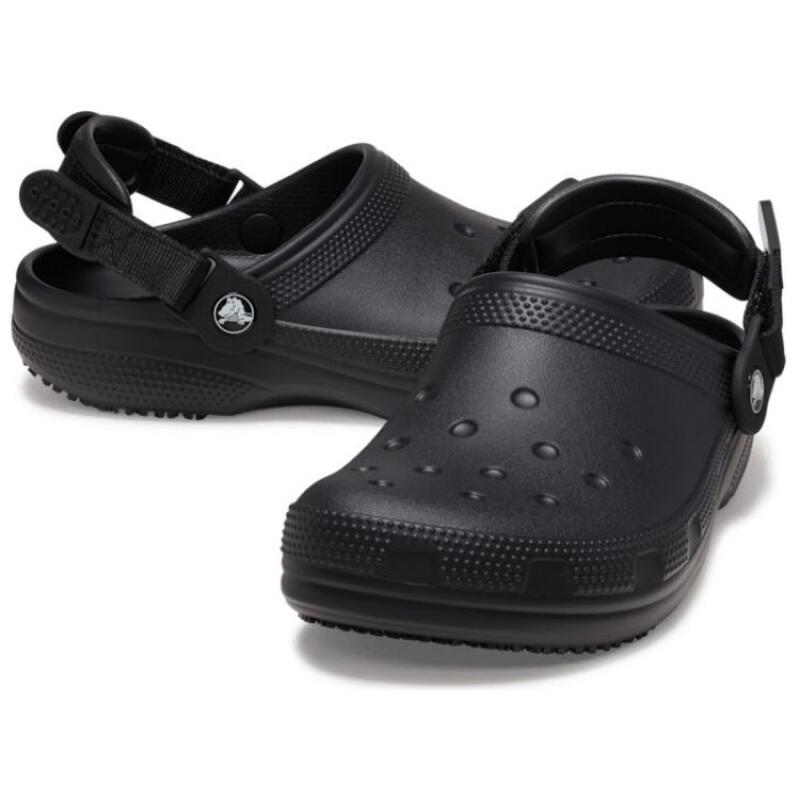 Crocs Classic Slip Resistant Work Clog Comfortable and versatile hole shoes for men and women in black
