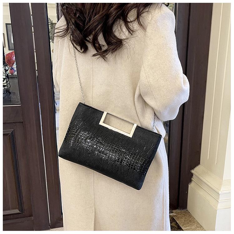 2025 Ladies Crocodile Pattern Crossbody Chain Evening Handbag: High-Quality European & American Fashion