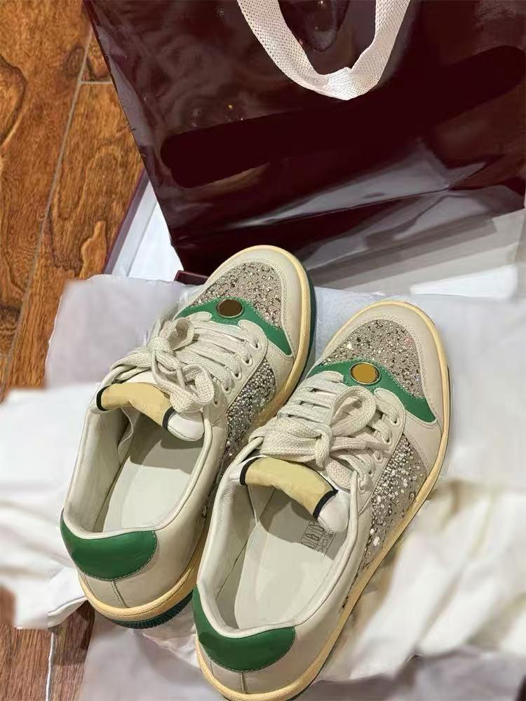 2025 Star Varmborrade Kanvas Sneakers: Fritidsskor Vita för Män & Kvinnor