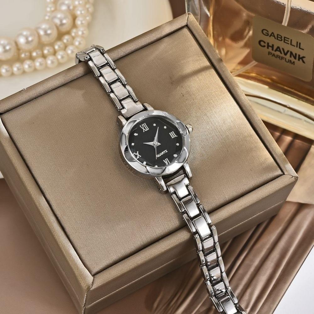 New Gold Women's Quartz Watch Small Dial Circle Bracelet Watch Roman Numerals Ladies Wristwatches Gifts