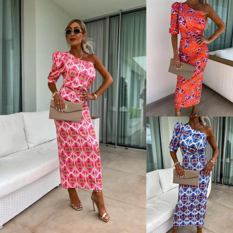 Neues, sommerlich modisches und sexy schulterfreies bedrucktes Kleid mit Taillenschlitz und gespaltenem Saum Damenbekleidung