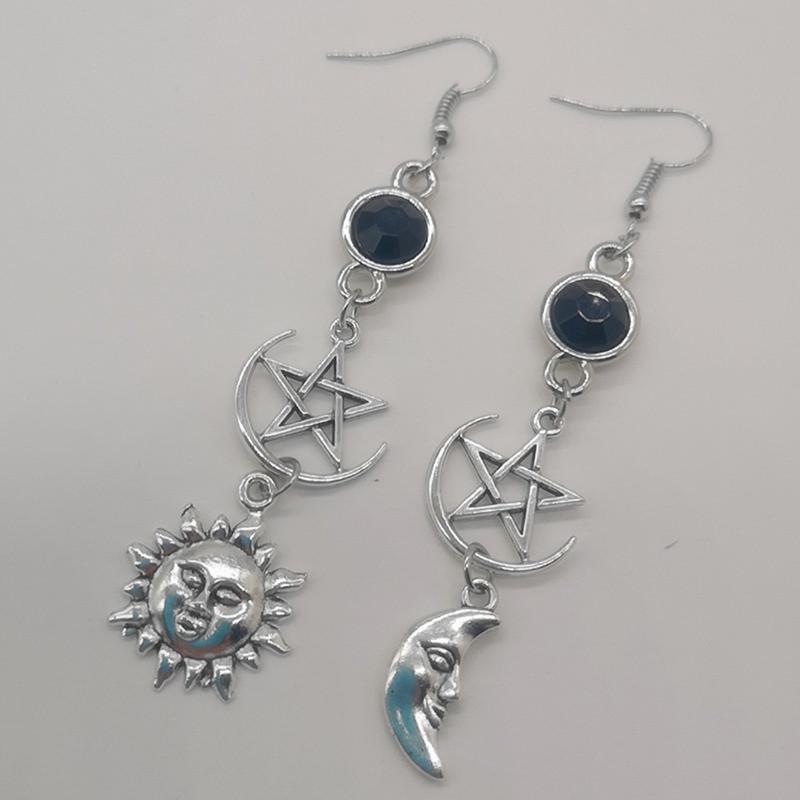 European Gothic Star Dagger Earrings – Supernatural Friendship Gift