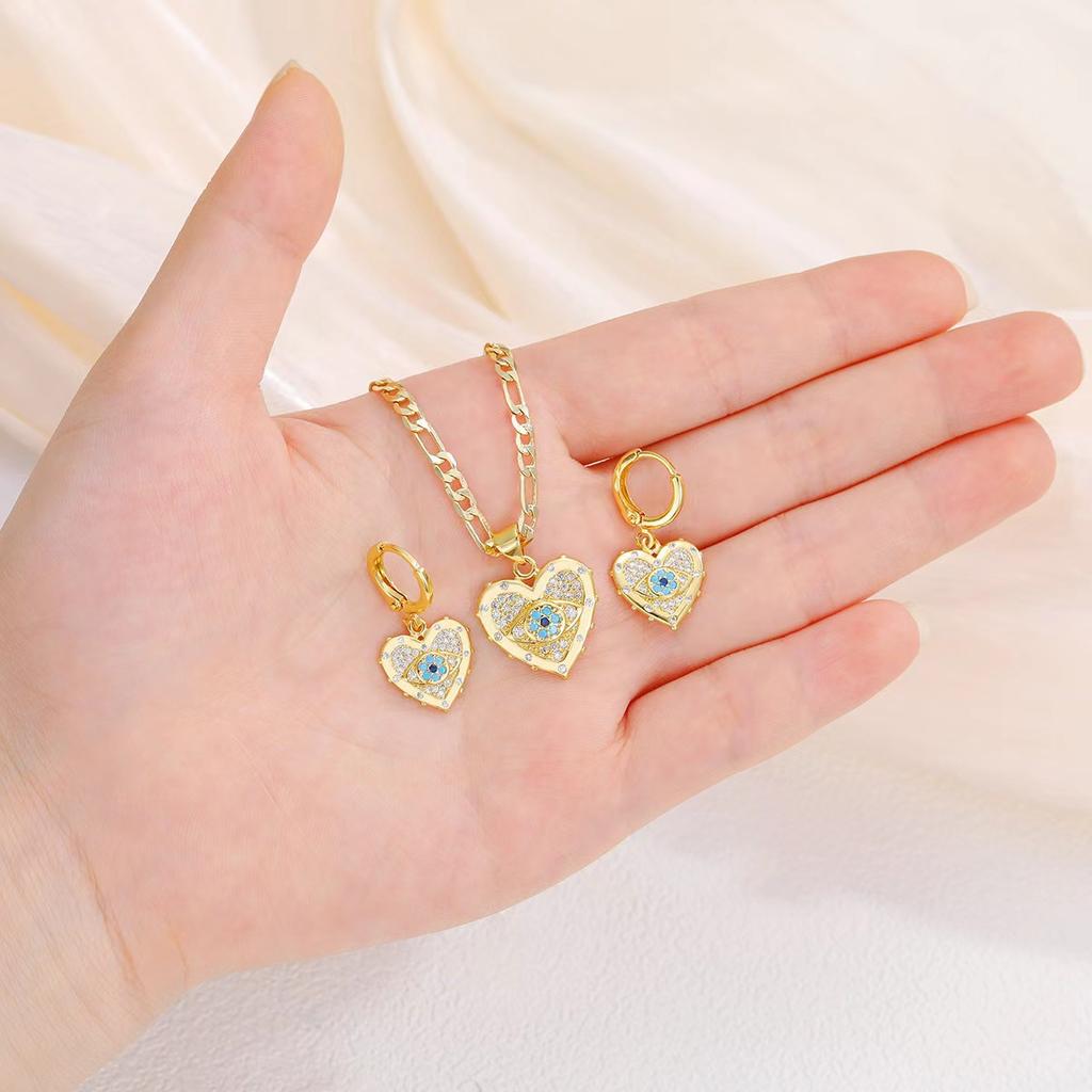 Titanium Steel Devil'S Eye Love Necklace Women'S Wind Personality Versatile Zircon Pendant Accessories