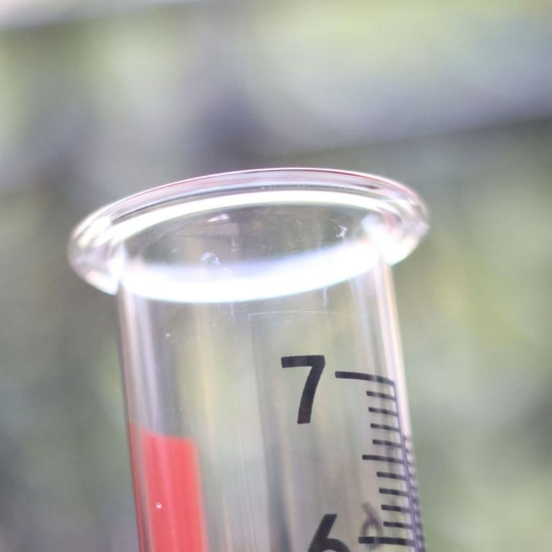 Leicht ablesbares Glas-Regenmesser Für den Außenbereich im Garten Regenmesswerkzeug Mit präziser Messung Und tragbarem Design