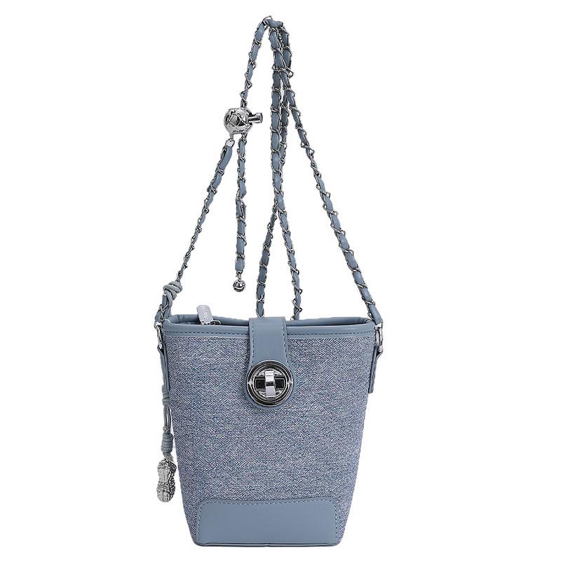

Design Fashion Splicing Women Casual Shoulder Crossbody Bag With Buckle Silver
