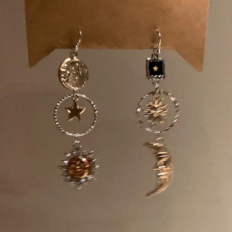 Σκουλαρίκια Κρίκοι με Ηλιοτρόπια Εμπνευσμένα από την Εποχή - Μοναδικό και Πολυτελές Σχέδιο