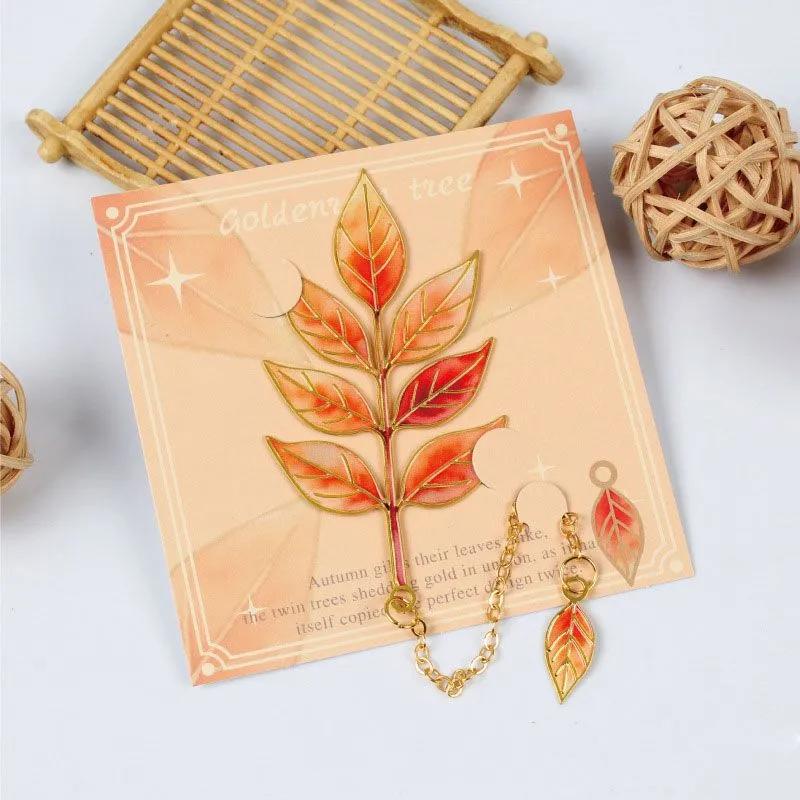 Bookmark 8 cm, 1 pc.