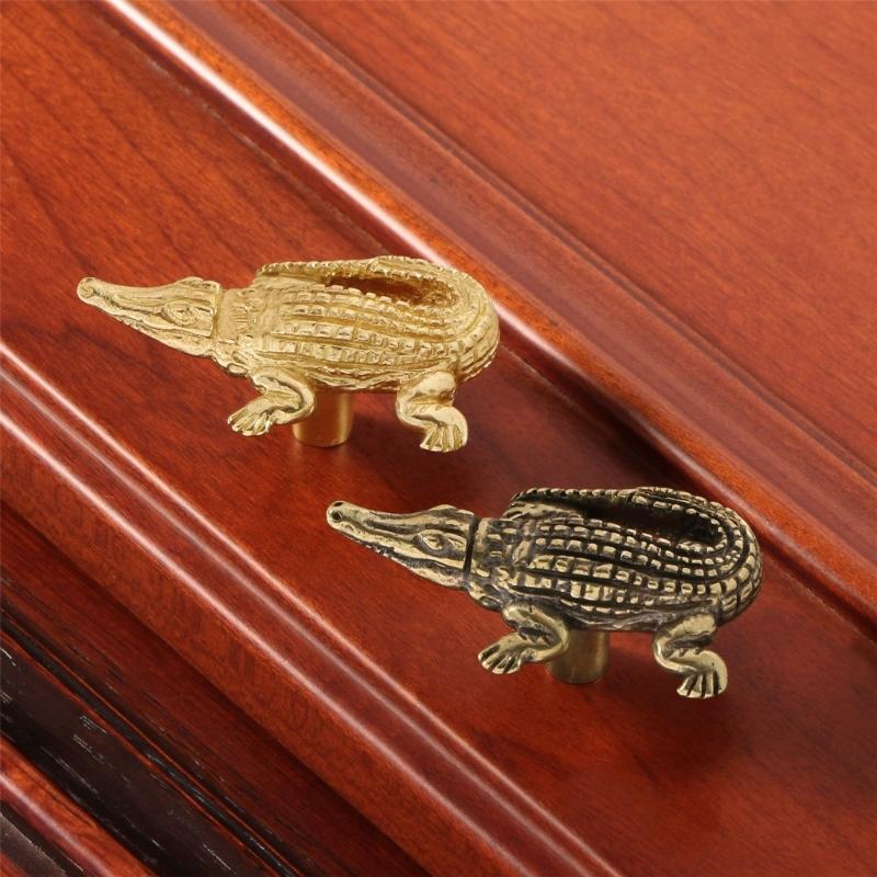 Drawer Pulls Metal Dressers Knob Cupboard Handle Modern Furniture Handle Small Alligator Shape Bedside Cabinet Pull
