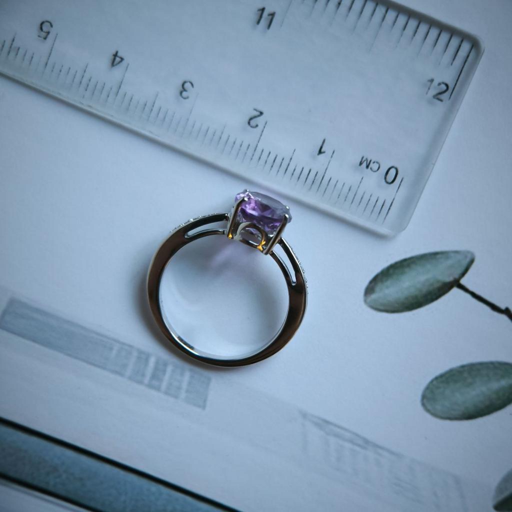 Серебряное кольцо с натуральным аметистом, вес изделия 2,63 гр (2189275)