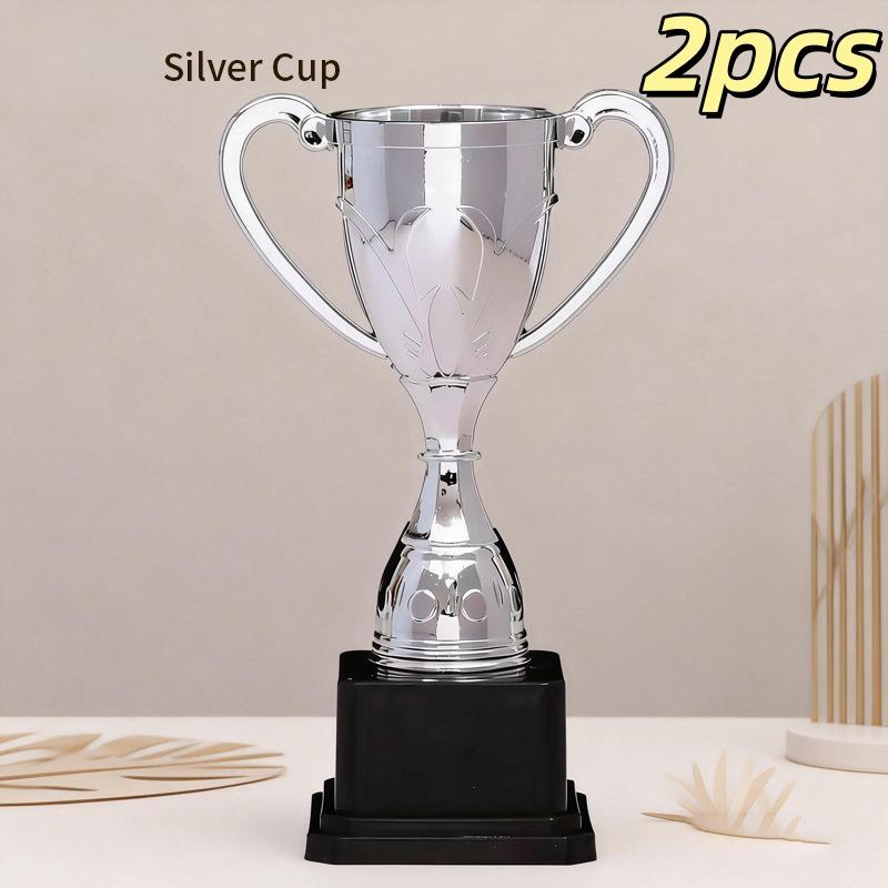 2Pcs Plastic Mini Award Trophy Toys Cute Kids Prizes for Kindergarten Parties Family Parent-child Activity Rewards