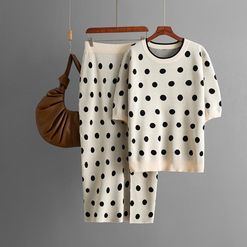 Summer round neck polka dot short-sleeved knitted sweater fashion suit + high waist hip-wrapped split skirt two-piece set
