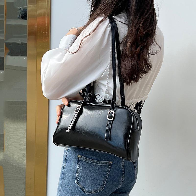 Green Single Shoulder Bag Niche Casual Underarm Handbag Korean Ins Bag New Versatile Commuter Women's Bag Wholesale