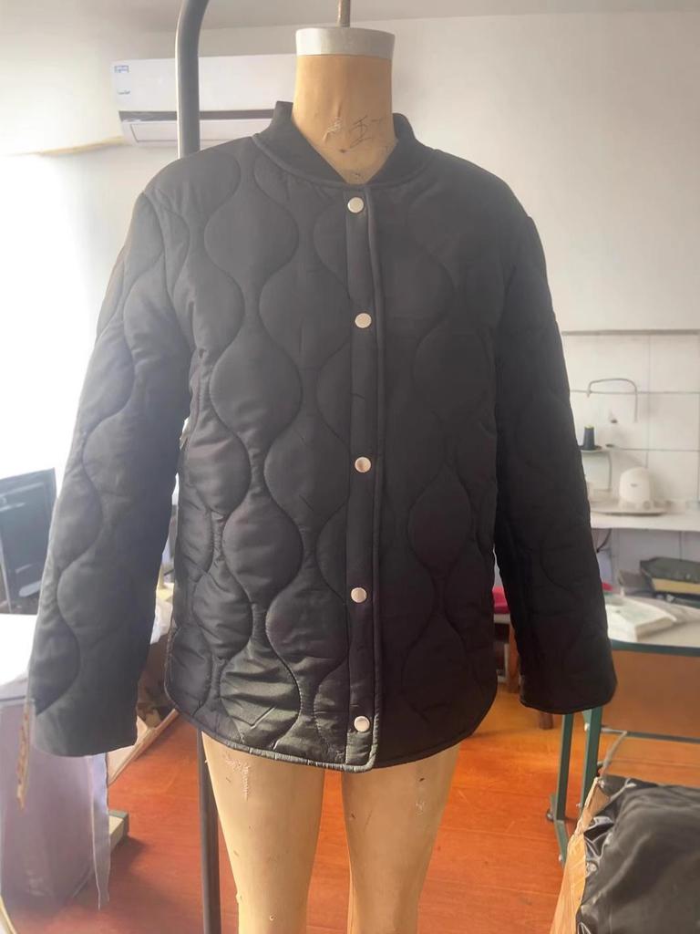 European & American Style Women's Quilted Diamond Pattern Cotton Jacket, Round Neck, Loose Fit - Autumn/Winter 2024 Collection.