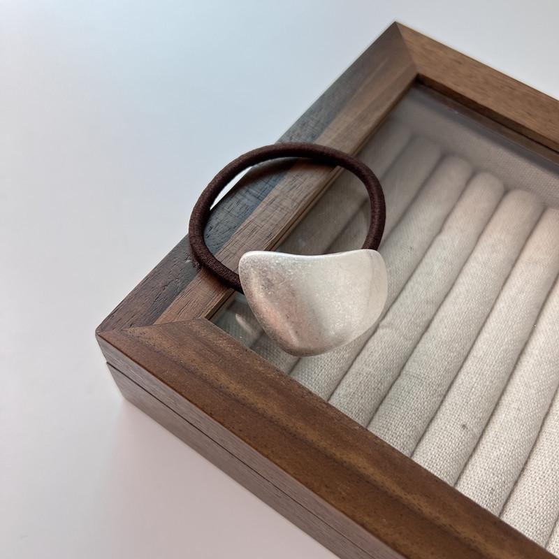 

Металлическая резинка для волос в стиле хай-энд, минимализм, ретро - Милая резинка для хвостика серебряный