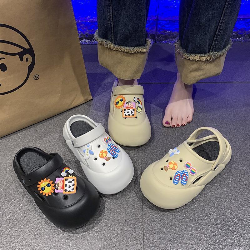 Baotou Platform Slippers Women's Outer Wear Summer New Non-slip Two Wear Hole Shoes Beach Versatile Sandals