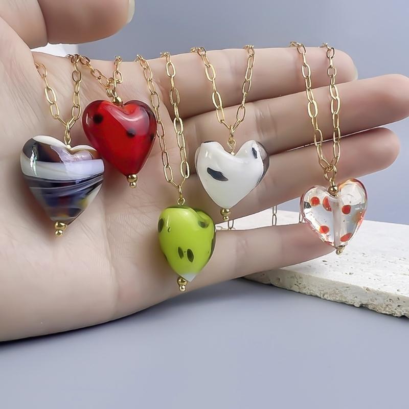 Delicate Glass Pendant Charm Choker Necklace Elegant Collar Chain Fashionable Neckwear Gift Jewelry for Girls Lady