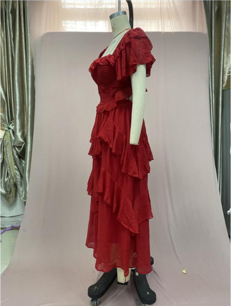 Vestido de Fiesta Europeo y Americano de Encaje con Espalda Descubierta y Volantes 2025