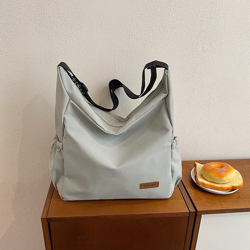 

Сумка для инструментов Большая вместительная сумка-мессенджер Нейтральный тренд Универсальная сумка-тоут Большая сумка Функциональная наплечная сумка Студенческий рюкзак One Size светло-зеленый